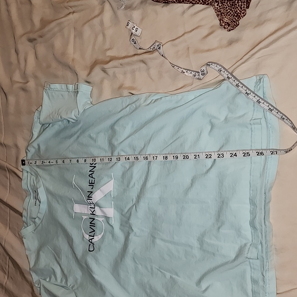 Calvin Klein tee - Picture 5 of 5